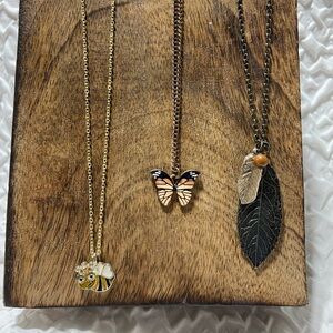 Lot of 3 Fashion Pendant Necklaces Pre Owned In Great Shape for Wear